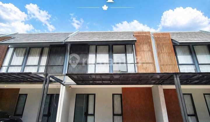 2-Storey House in Central Semarang Flood-Free