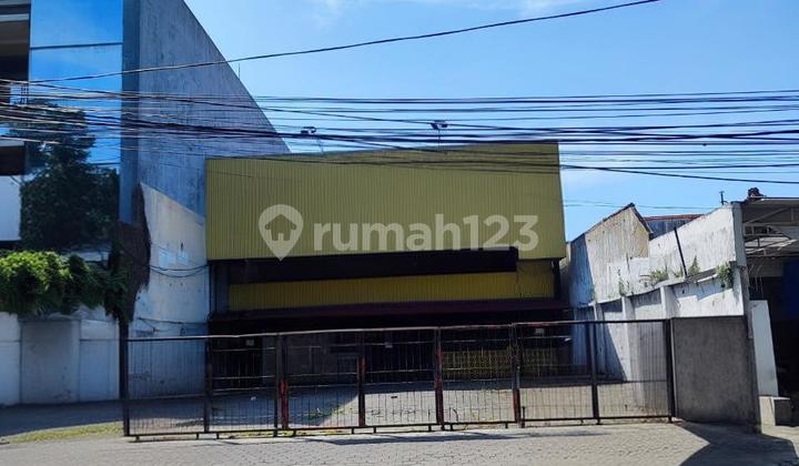 Ruang.usaha Strategis Jl. Di. Panjaitan,tengahkota Min Sewa 3th  1