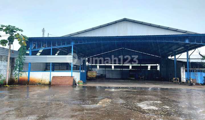 Factory in Batang, Central Java, Good N0v174