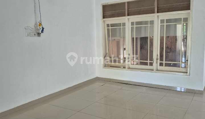 Disewakan Rumah Puri Anjasmoro Siap Huni Lokasi Strategis 2