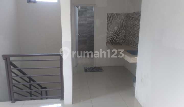 Rumah Lux Siap Huni Di Komp Sukaasih Kotamadya Bandung  2