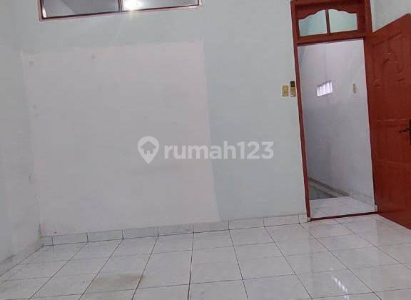 Rumah sewa jalan cumi 3 Lantai Bagus 5