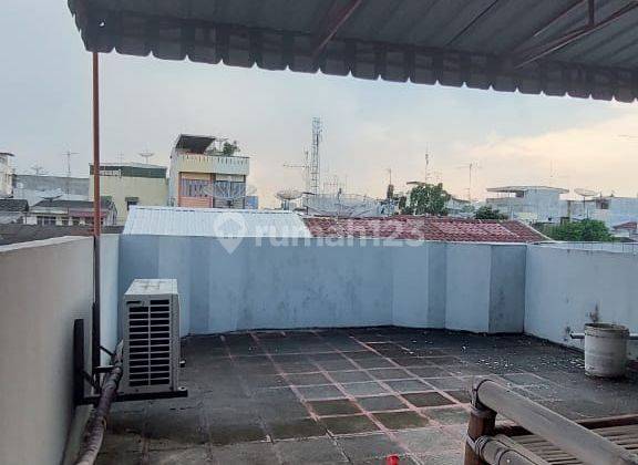 Rumah sewa jalan cumi 3 Lantai Bagus 7