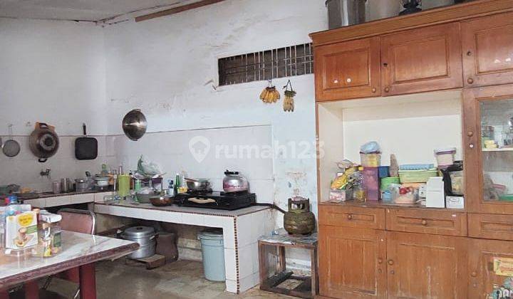 Dijual Rumah Tua Harga Tanah Saja, Dekat Umsu 2