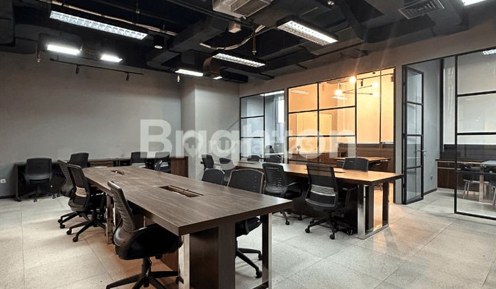 PERKANTORAN DISTRICT 8 SCBD SUDIRMAN, MURAH, FULLY FURNISHED 2