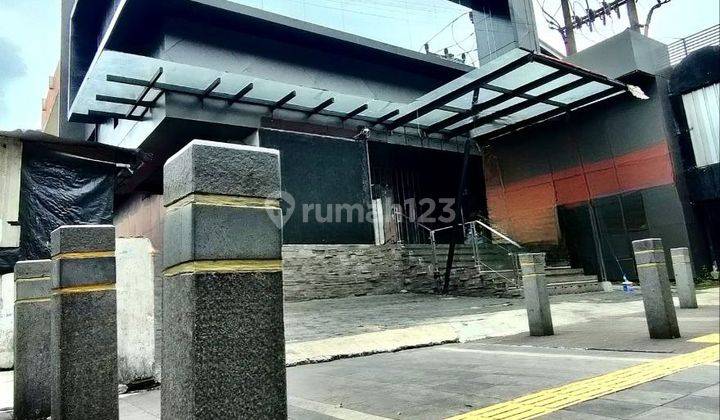 Gedung 3Lt Strategis Modern Luas Hook Kemang Jakarta Selatan Tol 2