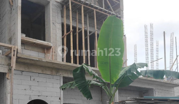 Modern Strategy New Spacious Kayuringin West Bekasi LRT Toll Station 2