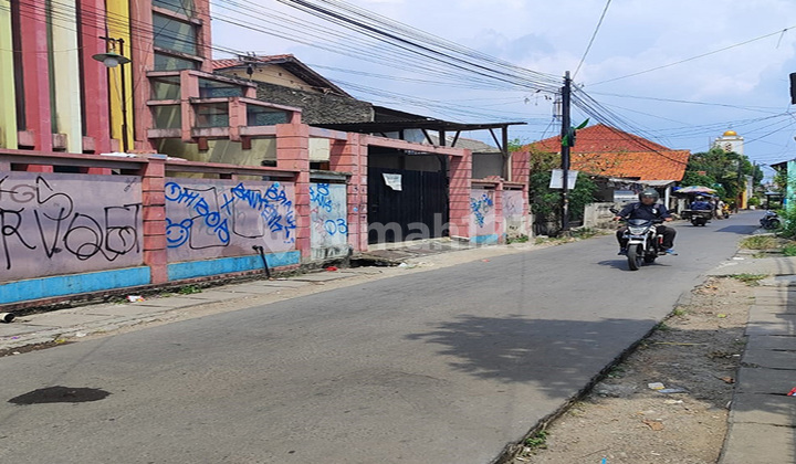 For Rent: Strategic House on Jl Lebar, Near Kranji Station Bekasi, Toll Road, LRT. For Rent: Strategic House on Jl Lebar, Near Kranji Station Bekasi, Toll Road, LRT.