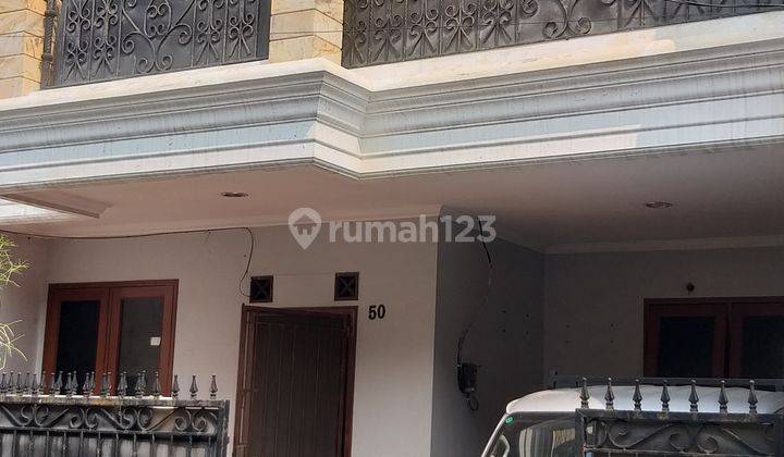 Rumah di Kayu putih Jaktim 2 Lantai SHM Bagus Utara 1