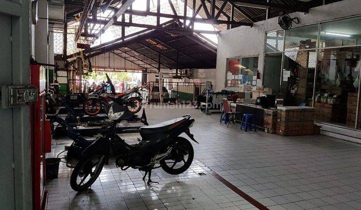 Ruang Usaha ex bengkel motor honda di Jl.pramuka matraman 564 m SHM Bagus 1