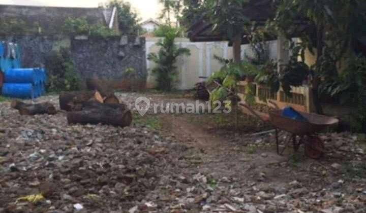 Rumah di dkt Cempaka mas jakpus SHM bs buat usaha jalan 12mtr  2