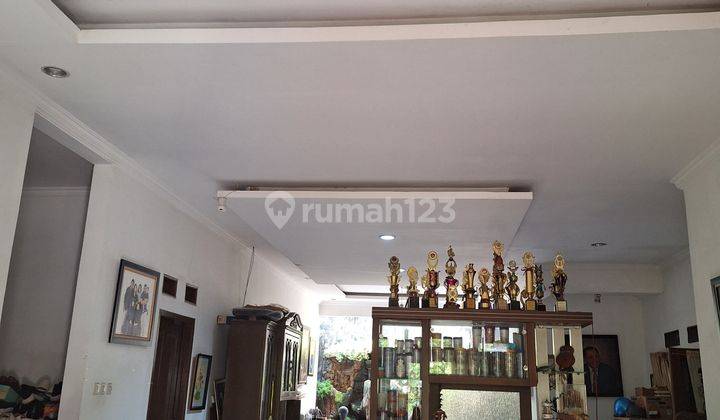 Rumah di Cempaka putih lt 269 SHM 1 1/4 lti kt 4  2