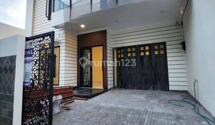 Rumah di Cipinang jaktim 2 Lantai SHM 206mtr kt 5 bbs bjr 1