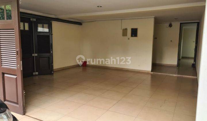 Rumah di Tebet utara jaksel SHM furnish lt 216 kt 6 jln 3 mbl 2