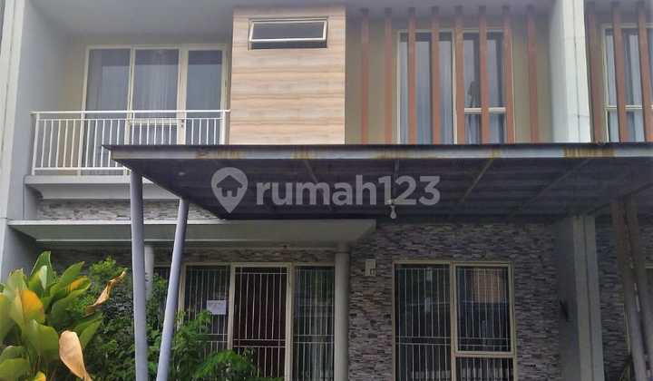 Rumah Di Jgc Cakung Lt 112 Sdh Renov 2,5lt Hgb 