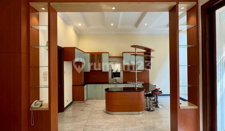 Rumah Shm Di Bukit Gading Medit, Kelapa Gading Lt 540 Furnished 2