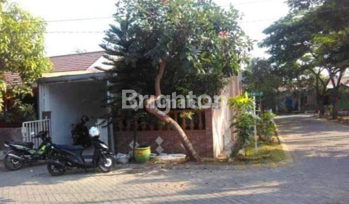 RUMAH DI MENGANTI GRESIK DEKAT SURABAYA BARAT, HADAP SELATAN 1