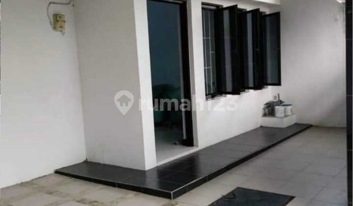 Jual Rumah Surabaya Lokasi Gunung Anyar Dekat Kampus 