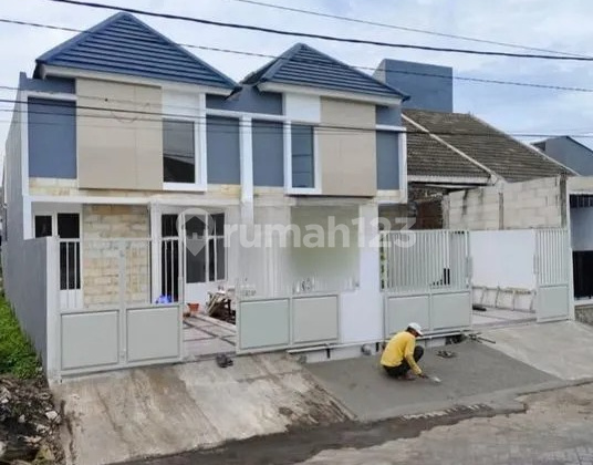 FOR SALE, READY-TO-OCCUPY HOUSE IN MEDOKAN SURABAYA NEAR UPN RUNGKUT 2