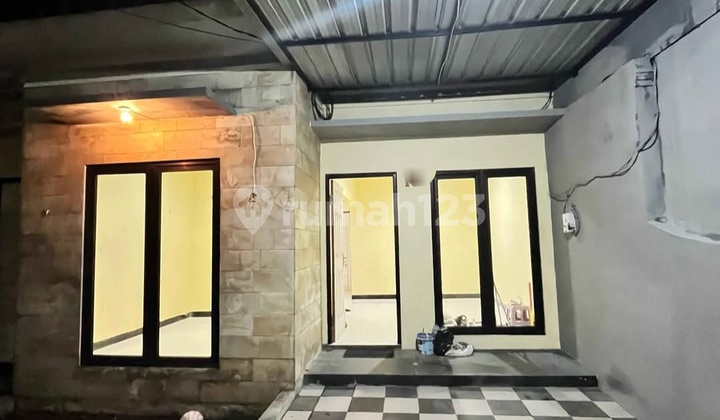 Disewakan Rumah Semolowaru Dekat Raya Merr