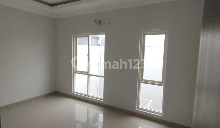 Jual Rumah 2 Lantai Di Sutorejo Surabaya Dekat Kampus, Pakuwon City