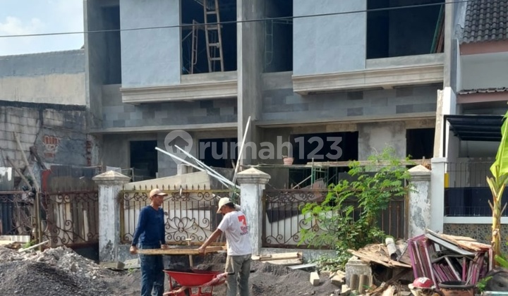 Rumah Onprogress di Gunung Anyar Lokasi Perumahan
