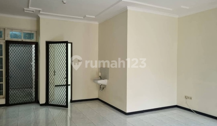 Dijual Rumah Dharmahusada Surabaya Dekat Kampus Negeri