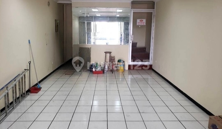 For Rent 1.5-Story Shop House in Kenjeran, Surabaya 1