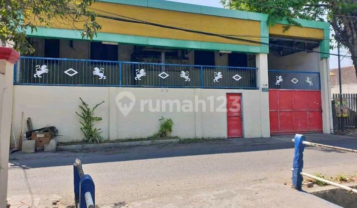 Land Area 600M² House, Wonocolo, South Surabaya Land Area 600M² House, Wonocolo, South Surabaya