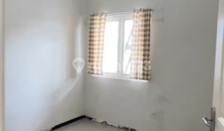 Dijual Rumah Row Jalan 3 Mobil Lokasi Waru Sidoarjo 2