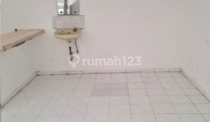 For Rent: Move-in Ready House in Kutisari Surabaya Near Petra Campus
