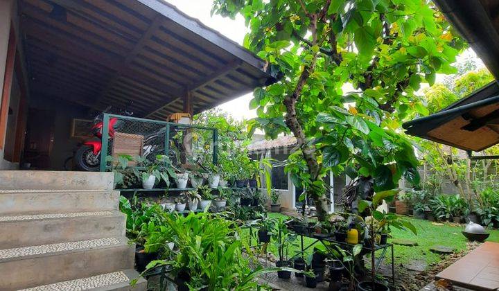 Jual Rumah Naturalis Cigadung Dago Bandung SHM 1