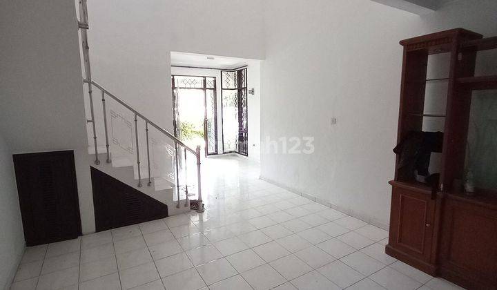 Jual Rumah Siap Huni Komplek Elite Soekarno Hatta 2