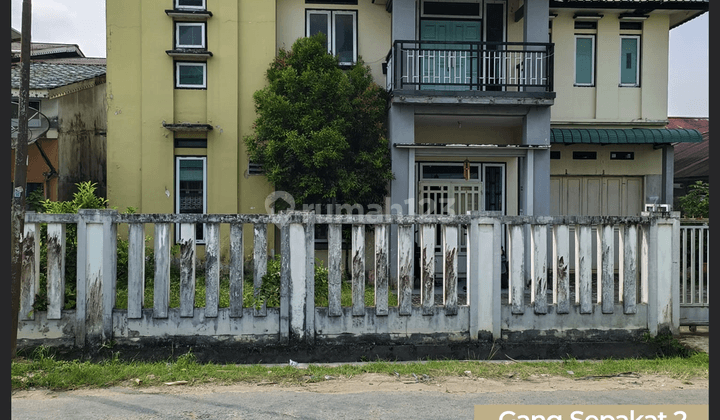 Rumah Mewah 2 Tingkat di Jalan Wahidin 1