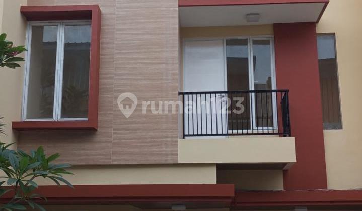 Beautiful and ready-to-occupy townhouse at an affordable price. 2