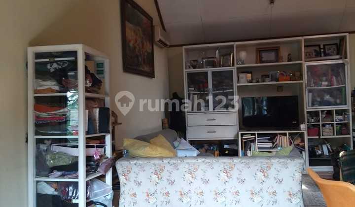 Rumah Di Tebet Dengan Luas 139 M2 Dan Jalan 2 Mobil  2