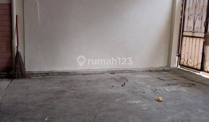 Rumah minimalis dengan harga super ekonomis di Kebon baru 2