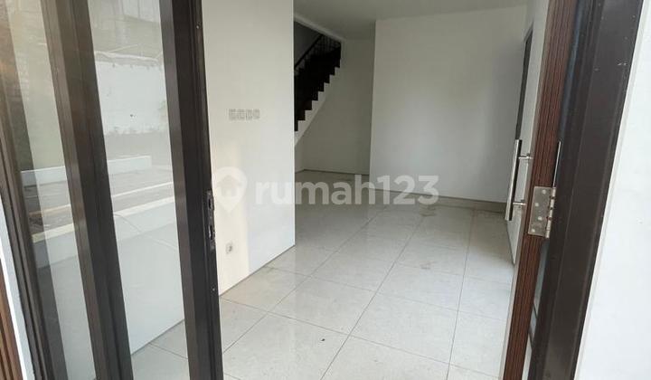 Rumah Cantik Minimalis Siap Huni.dgn Luas 77 M2 2