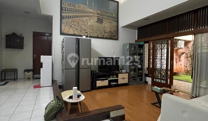 Rumah Siap Huni Asri 2 Lantai di Cilandak Jaksel 2