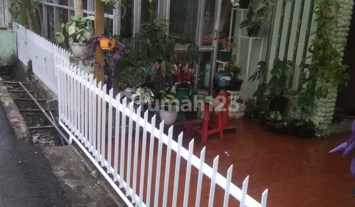 Rumah Di Tebet Dengan Luas 139 M2 Dan Jalan 2 Mobil  1