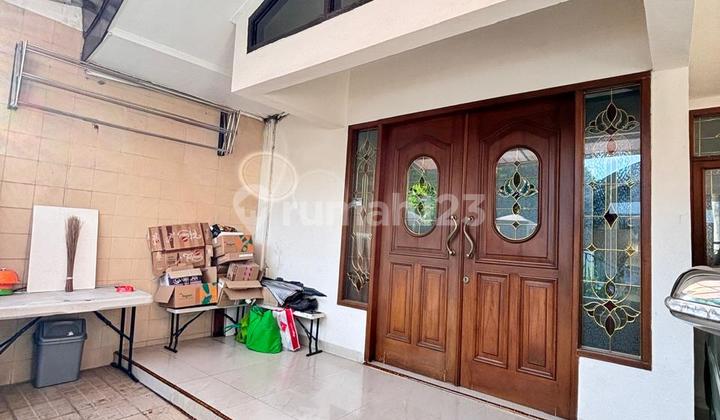 Rumah Bagus dan Strategis Dekat Taman Harga Terbaik Akhir Tahun 2