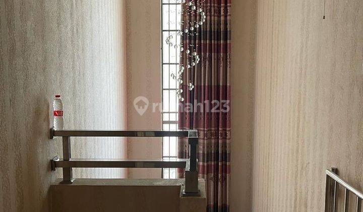 DIJUAL RUMAH DI GOLF LAKE TERBAGUS TERMURAH JARANG ADA BARANG LANGKA Rumah 3 Lantai SHM Bagus Utara 6