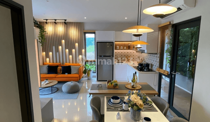 Rumah Modern Minimalist di Gading Serpong, Baroni Extension 3