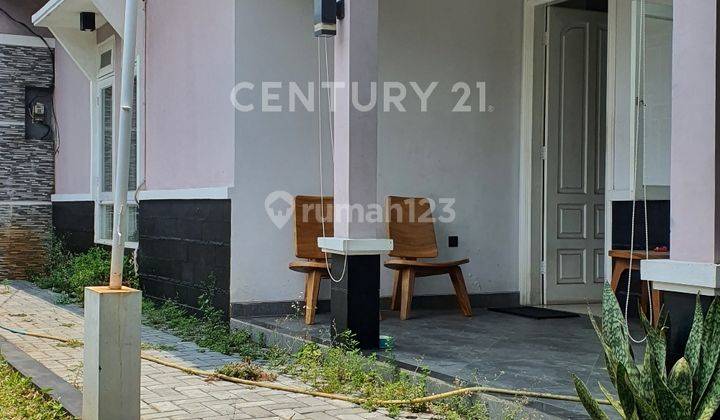 Dijual Rumah Cantik Dan Strategis Di Jl Malaka, Duren Sawit. 1