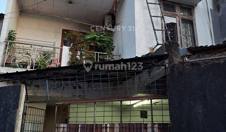 DIJUAL MURAH BU Rumah Usaha Tua Di Jl Raya Kembangan Selatan 1