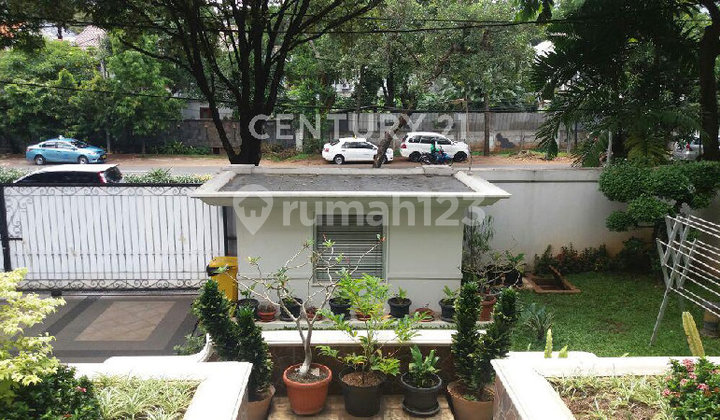 TANAH & BANGUNAN DI JALAN TALANG, PEGANGSAAN, MENTENG, JAK-PUS