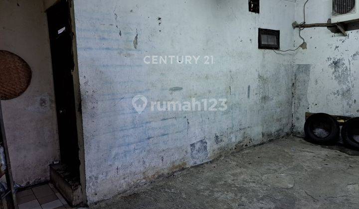 DIJUAL MURAH BU Rumah Usaha Tua Di Jl Raya Kembangan Selatan 2