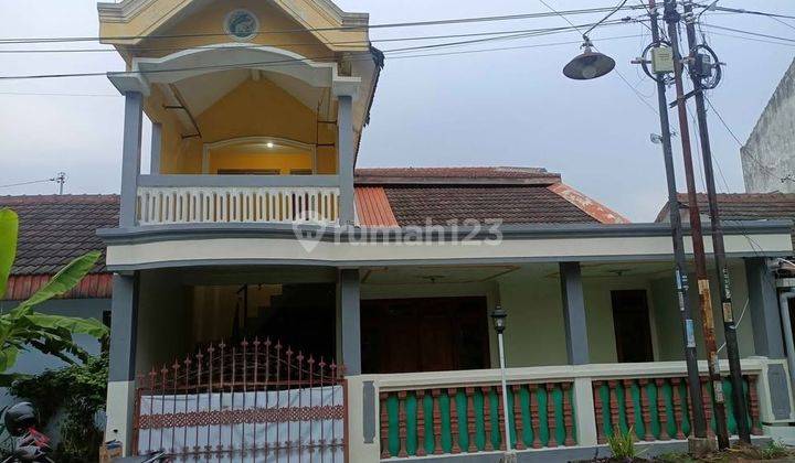 Rumah 2 Lantai di Perumahan Kepanjen, Jombang 1