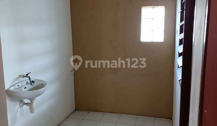 Strategic 2-Story Home in Kepanjen Housing Estate, Jombang 2