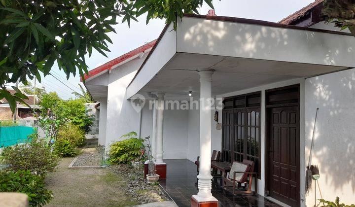 Rumah Minimalis di Pusat Kota Jombang Asri Tenang 5